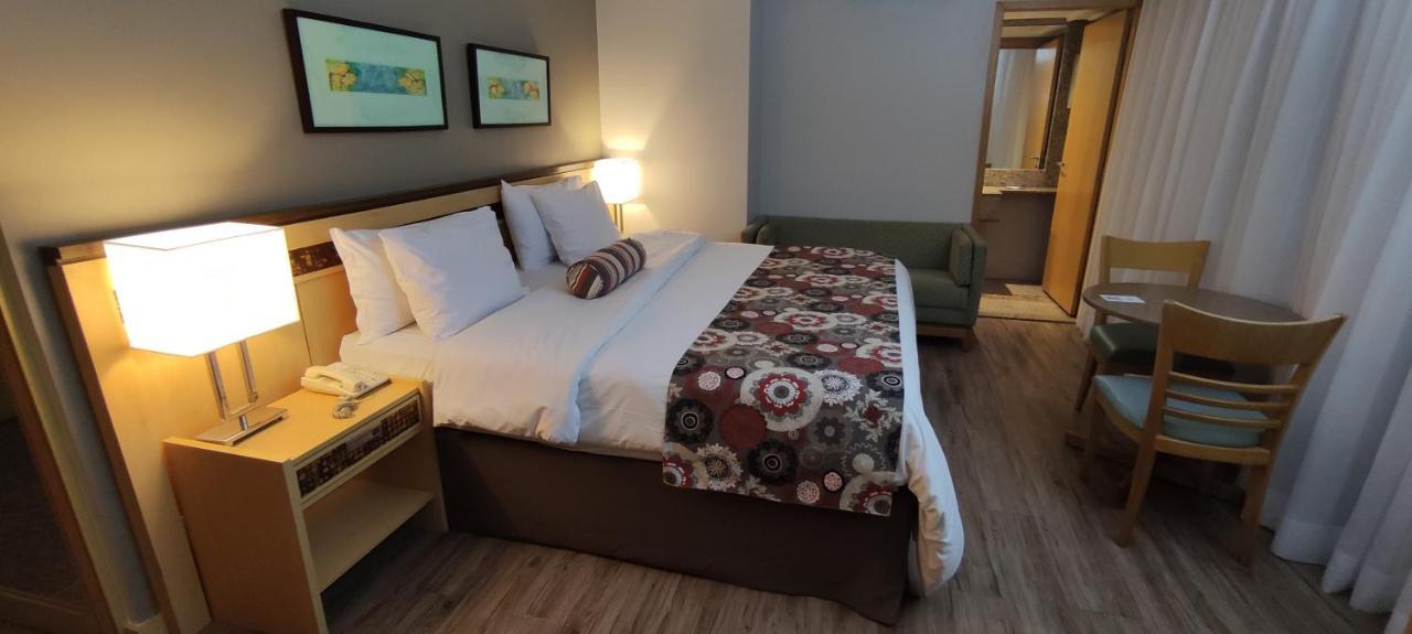 Raridade!!! - Flat De Alto Padrao - Excelente Atendimento - Otimo Preco - Cama King Size - Limpeza Diaria Gratuita - Condominio Do Hotel Lets Idea 巴西利亚 外观 照片